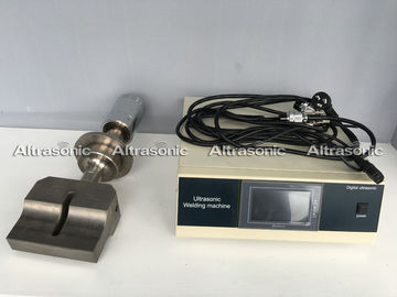 Ultrasonic Plastic Spot Welder For Hygiene Industry Diapers Laminating with Titanium Horn