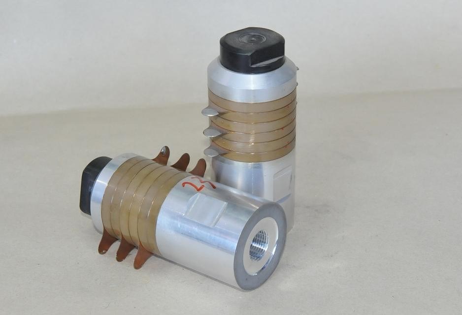 20Khz 2000W Piezo Ultrasonic Welding Transducer , Ultrasonic Oscillator