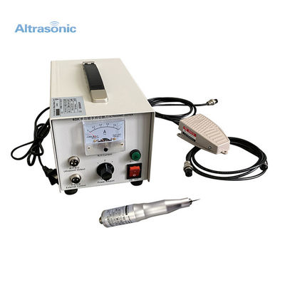 Blade Replaceable Ultrasonic Cutting Equipment 40KHZ  With Analog Generator For Loom