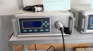 Strong Output Ultrasonic Welder Power Supply Auto Tuning Frequency 2000W