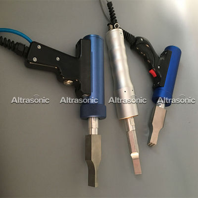 Auto Plastic High Tech Ultrasonic Spot Welding Machine Gun Type / Cylinder Type