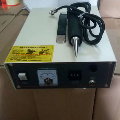 Hand-Held Ultrasonic Spot Welding Machine Equipment For Seamless Shoes