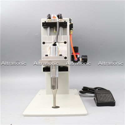 28khz Ultrasonic Spot Welder Machine For Surgical 3 Ply Face Medical Mask