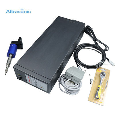 Small Size Ultrasonic Cutting Machine Ultrasonic Cutting Device For Automative Carpet