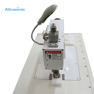 Ultrasonic Lace Sewing Machine 20khz For Side Scraping And Trimming